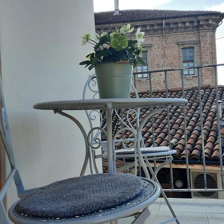Cuore Di Alba Charming Apartment Exterior photo