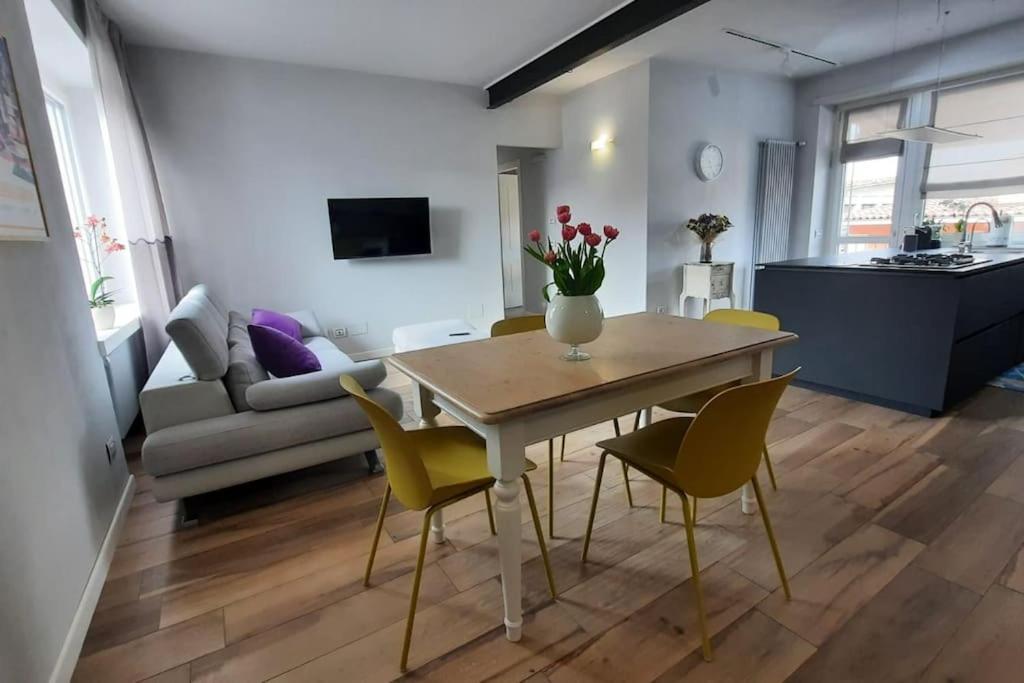 Cuore Di Alba Charming Apartment Exterior photo