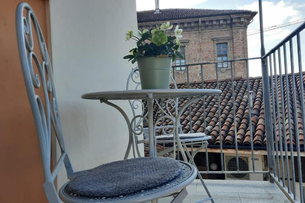 Cuore Di Alba Charming Apartment Exterior photo